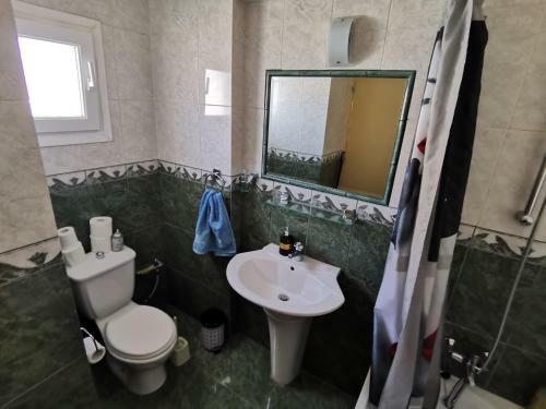 Beachfront Suites - Best Location Peaceful Green Place