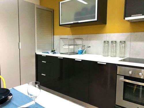 Apartamento Metro Court Apt