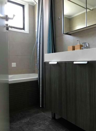 Apartamento Metro Court Apt