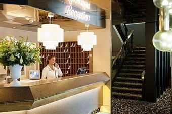 Hotel Carlton Oasis
