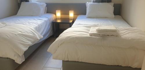 Lea Seafront Luxury Apartment (Breakbooking-cy)