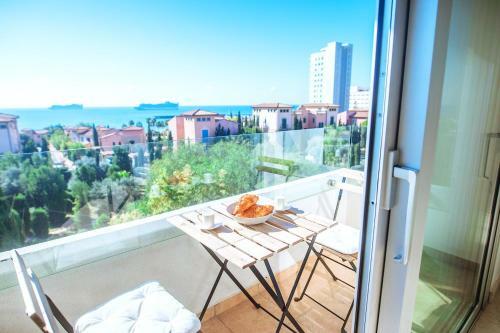 Apartamento Amathus Suite With Sea View