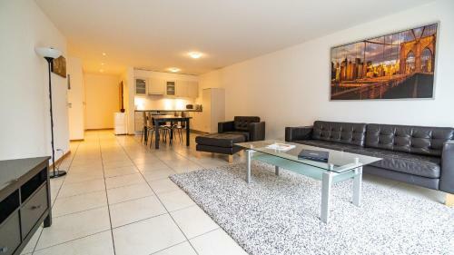Hine Adon Aparthotel