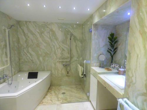 Eco Suites Caves