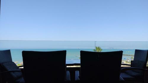 Luxury Beach Apartment In Qerret