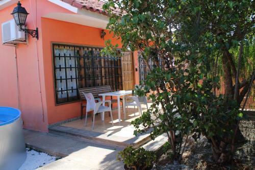 Yumbo House 1