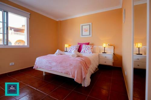 In�s Apartment, Monta�a La Data