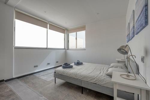 Modern 2br Villa Private Pool And Parking