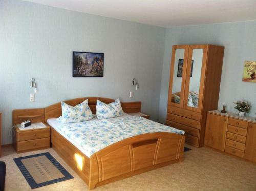 Hostal Ferienwohnungen Und Appartements - Haus Budinger