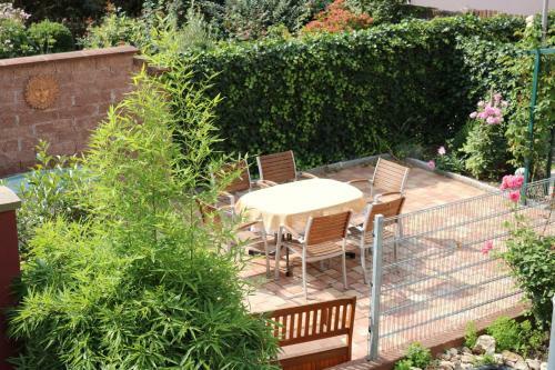 Hostal Ferienwohnungen Und Appartements - Haus Budinger