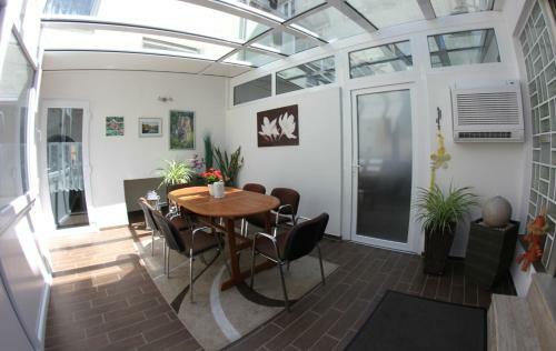 Hostal Ferienwohnungen Und Appartements - Haus Budinger