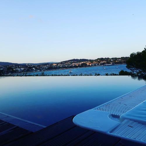Apartamento Sagar� Front Beach