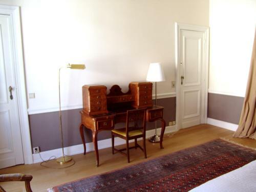 Hostal Louise Chatelain Suites