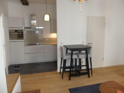 Ilot Sacre Apartments