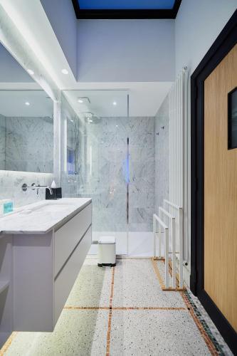 B&B Suites 124