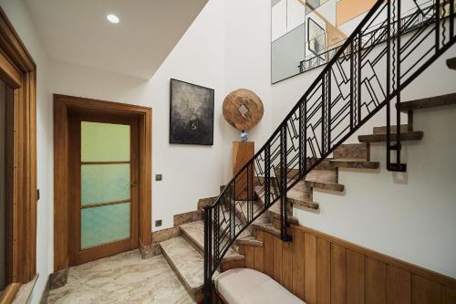 B&B Suites 124