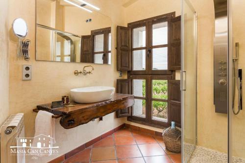 Agroturismo Masia Can Canyes & Spa