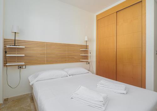 Apartamento Residencial Duquesa I 2324