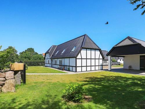 Holiday Home Bj�rn�
