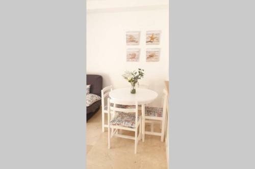 Apartamento A 10 Metros de La Playa Con Piscina