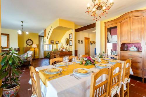 Bonito Chalet Con Vistas