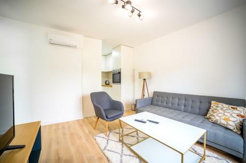Sun Square Apartments