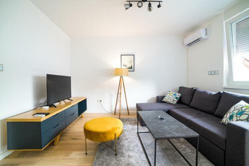 Sun Square Apartments