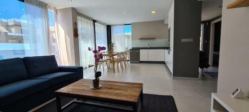 Villa Lo Pagan Holiday House