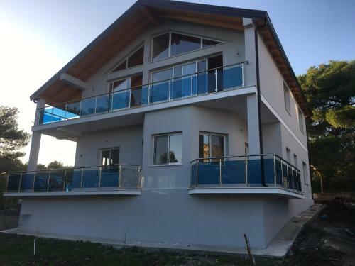 Benjy?s Villa(b&b)
