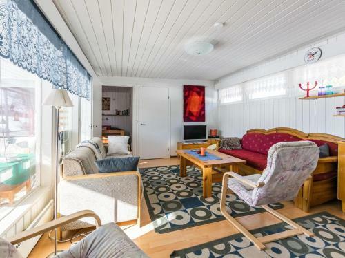 Holiday Home Kivirinne