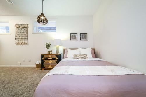 Villa Bali Escape, 4 Bed 4 Bath, King Bed, Jetted Tub, Fireplace, Garage