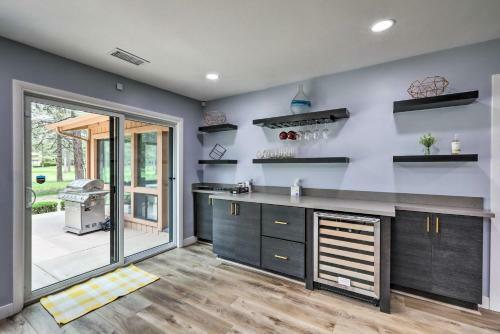 Luxe Flagstaff Retreat With Updated Amenities!