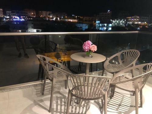 Summer Gate Hotel