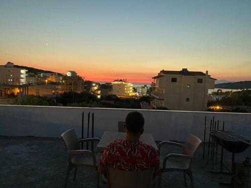 Violeta Apartments Red 1 Bedroom