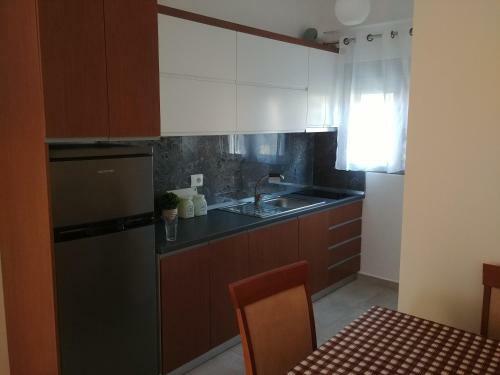 Violeta Apartments Red 1 Bedroom