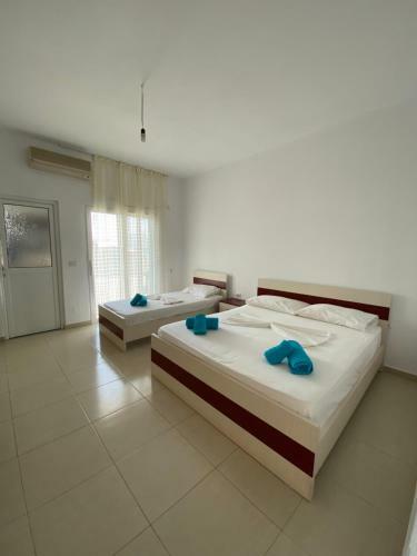 Liel Apartments