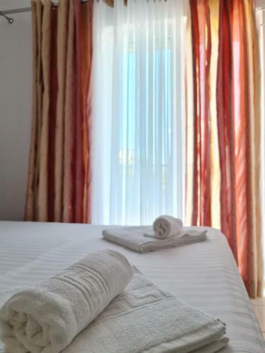 Summer Time Hotel