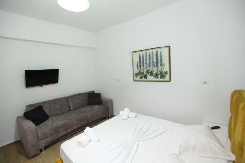 Apartamento Vila Elmazi Fa & Fe