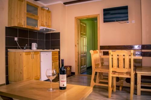 Apartments And Rooms Planinska Idila