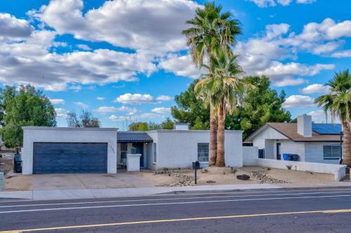 The Gilbert House Less Than 1 Mile From Dt Gilbert 4 Bedrooms