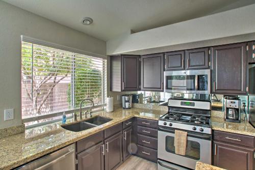 Gilbert Getaway With Game Room And Outdoor Oasis!