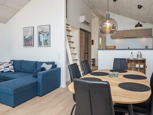 Holiday Home B�rkop Lvi