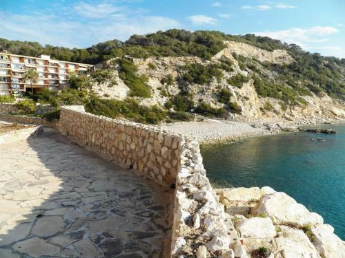 Apartment With Direct Access To The Sea