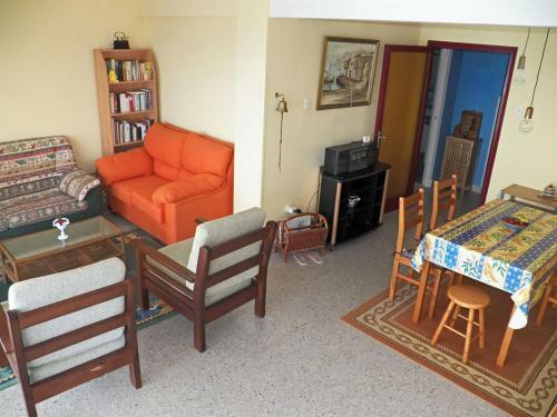 Apartment With Direct Access To The Sea