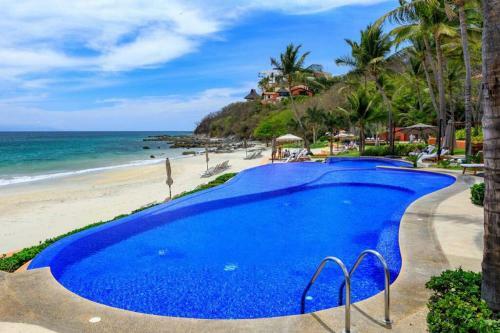 Casa Bella Private Beach Villa