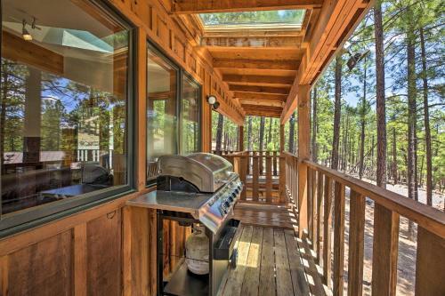 Serene Greer Cabin With Grill 12 Mi To Skiing!