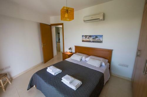 Apartamento New Beautiful Sea View 2 Bdrm Flat With Pool!
