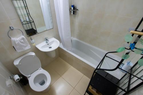 Apartamento New Beautiful Sea View 2 Bdrm Flat With Pool!