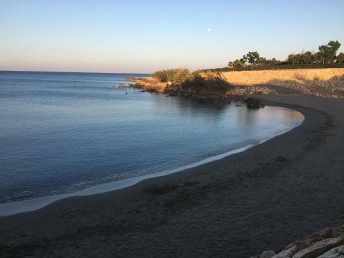 Mythical Sands Resort & Spa, Evilion Apartment