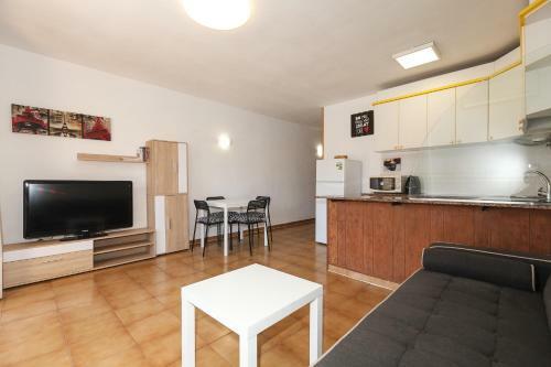 Uhc Decathlon Apartments